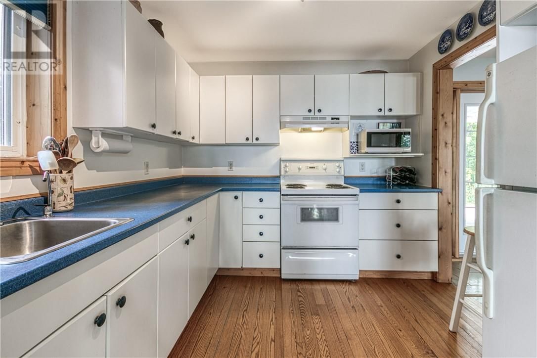 968 ROBERTSON ROAD Image 31