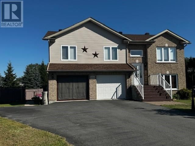 4624 Beaudelaire Court Image 1