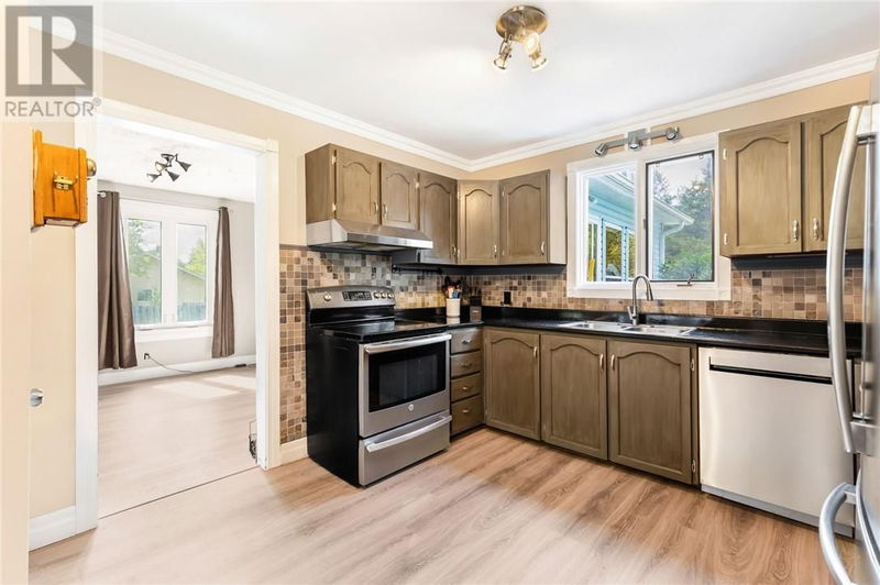 105 Black Lake Road  Lively, P3Y1H6 | Image 9