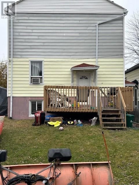 826 LAWSON STREET Image 9