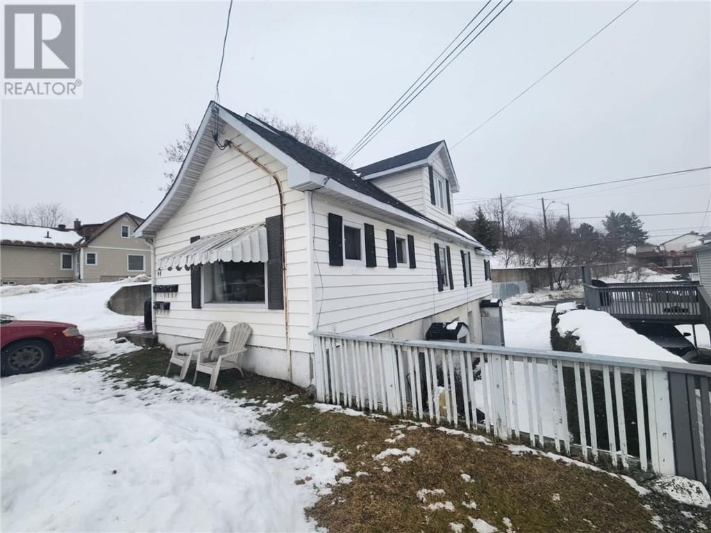 98 KATHLEEN STREET Image 2