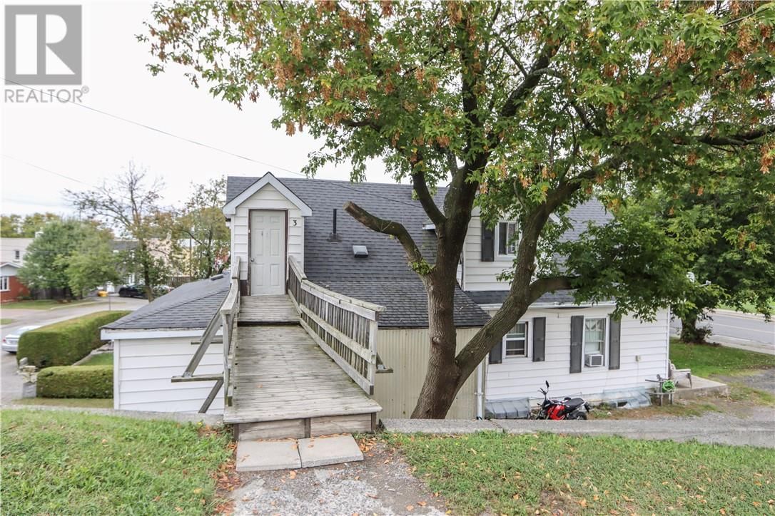 98 KATHLEEN STREET Image 22