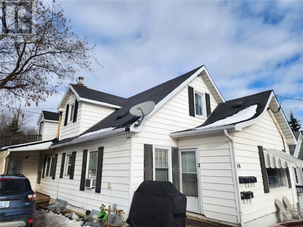 98 KATHLEEN STREET Image 56