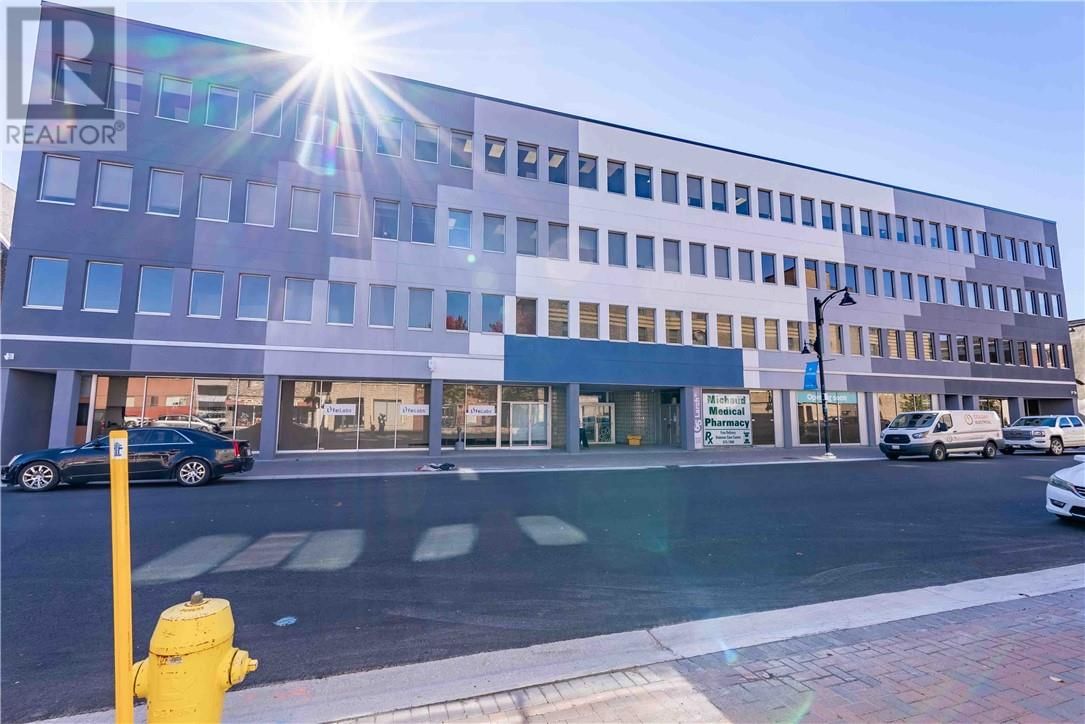 200C - 65 LARCH STREET Image 1