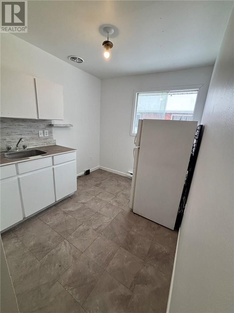 3443-3447 ERRINGTON AVENUE Image 25