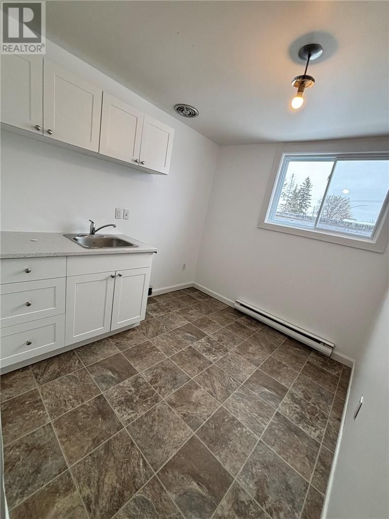 3443-3447 ERRINGTON AVENUE Image 27