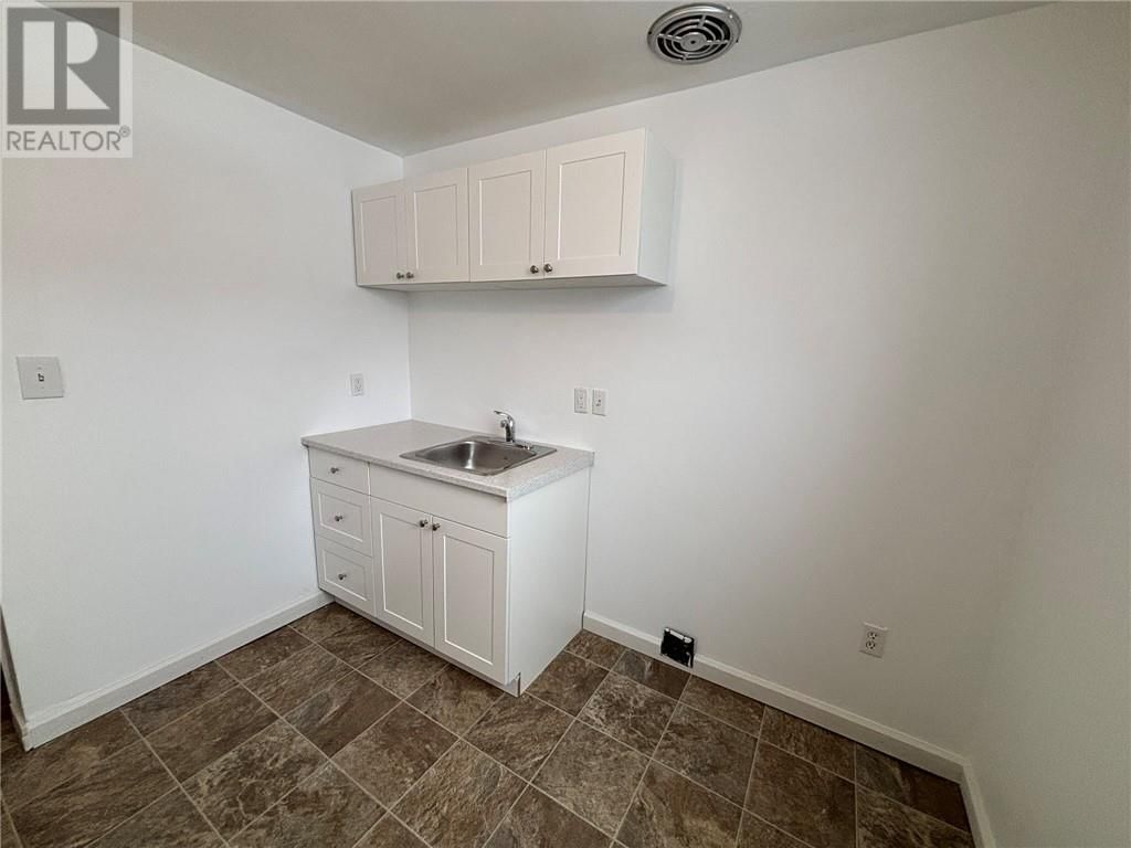 3443-3447 ERRINGTON AVENUE Image 28