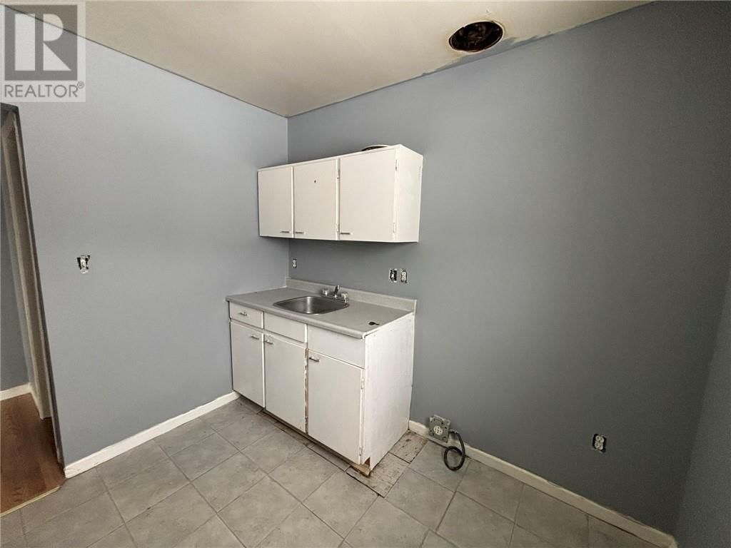 3443-3447 ERRINGTON AVENUE Image 32