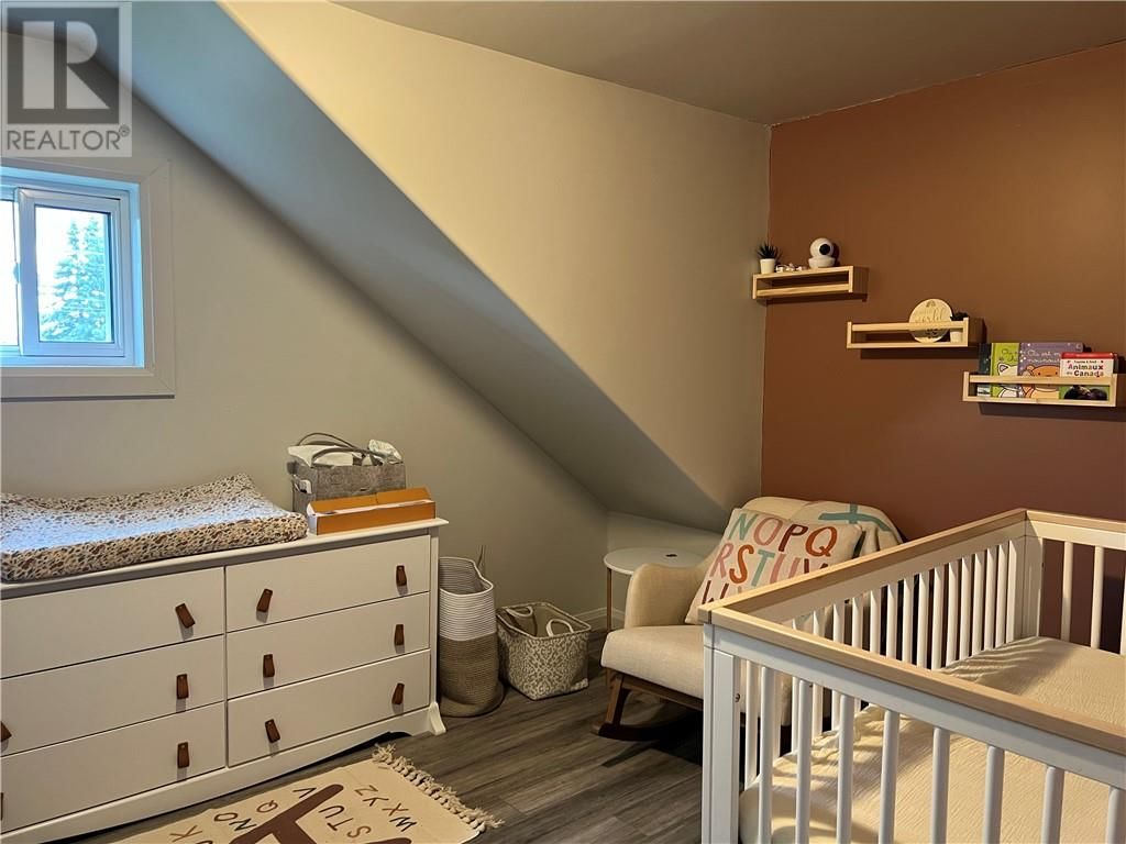 5 ST. ANTOINE STREET Image 14
