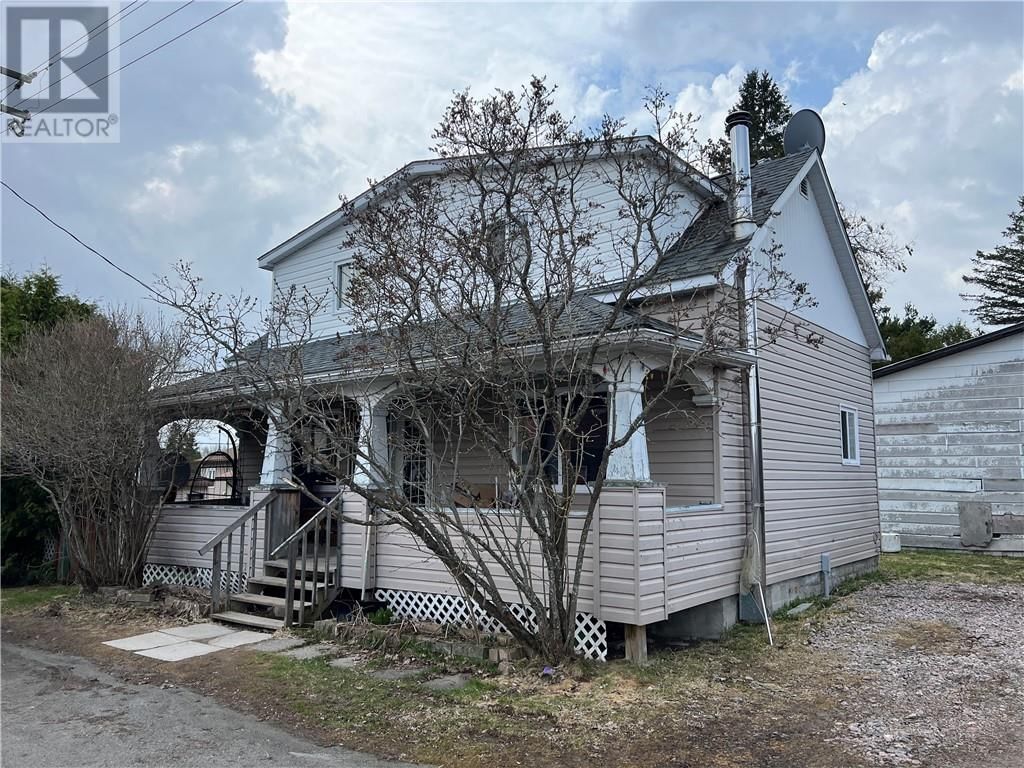 5 ST. ANTOINE STREET Image 18