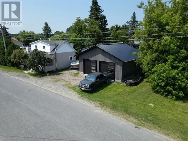 5 ST. ANTOINE STREET Image 21