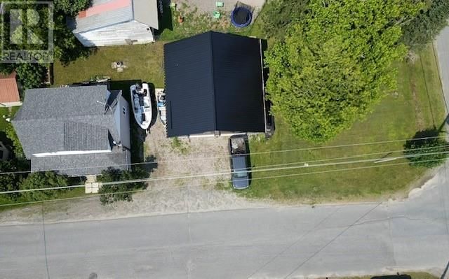 5 ST. ANTOINE STREET Image 23