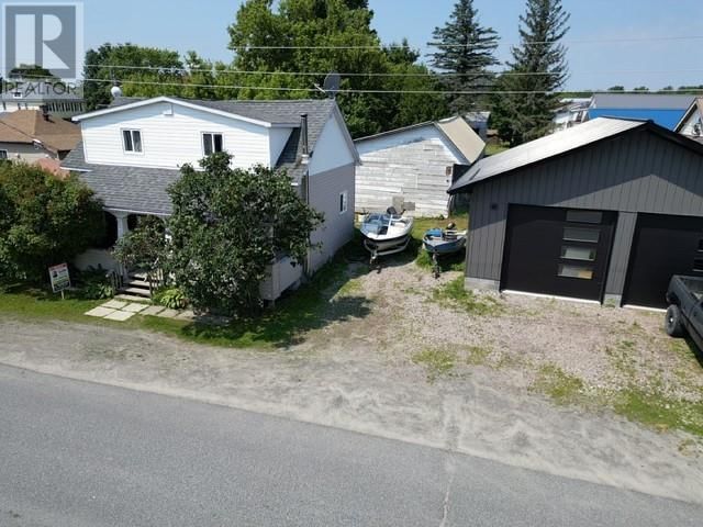 5 ST. ANTOINE STREET Image 24