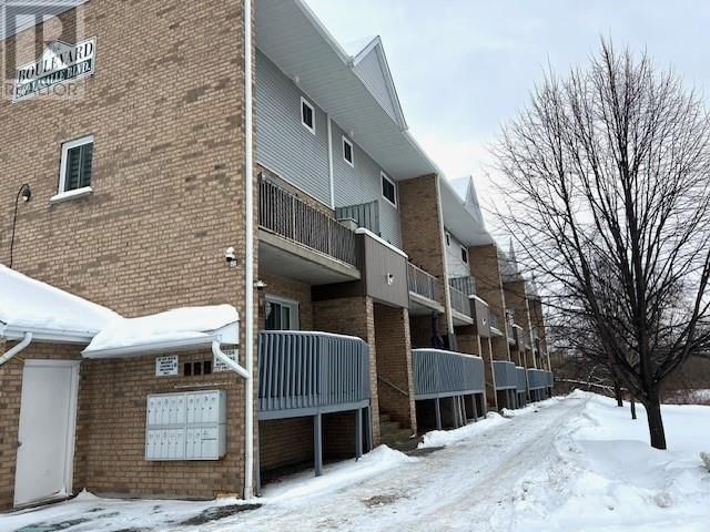 869 Lasalle Boulevard Unit# 104 Image 1