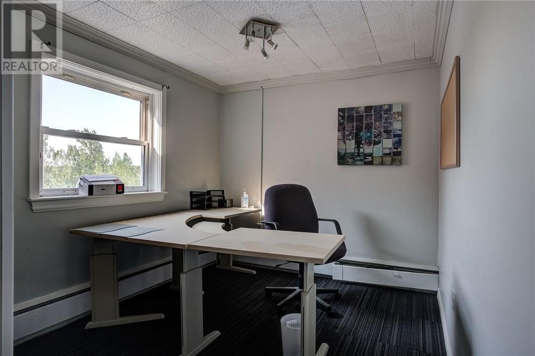 47 CARUSO STREET Image 11