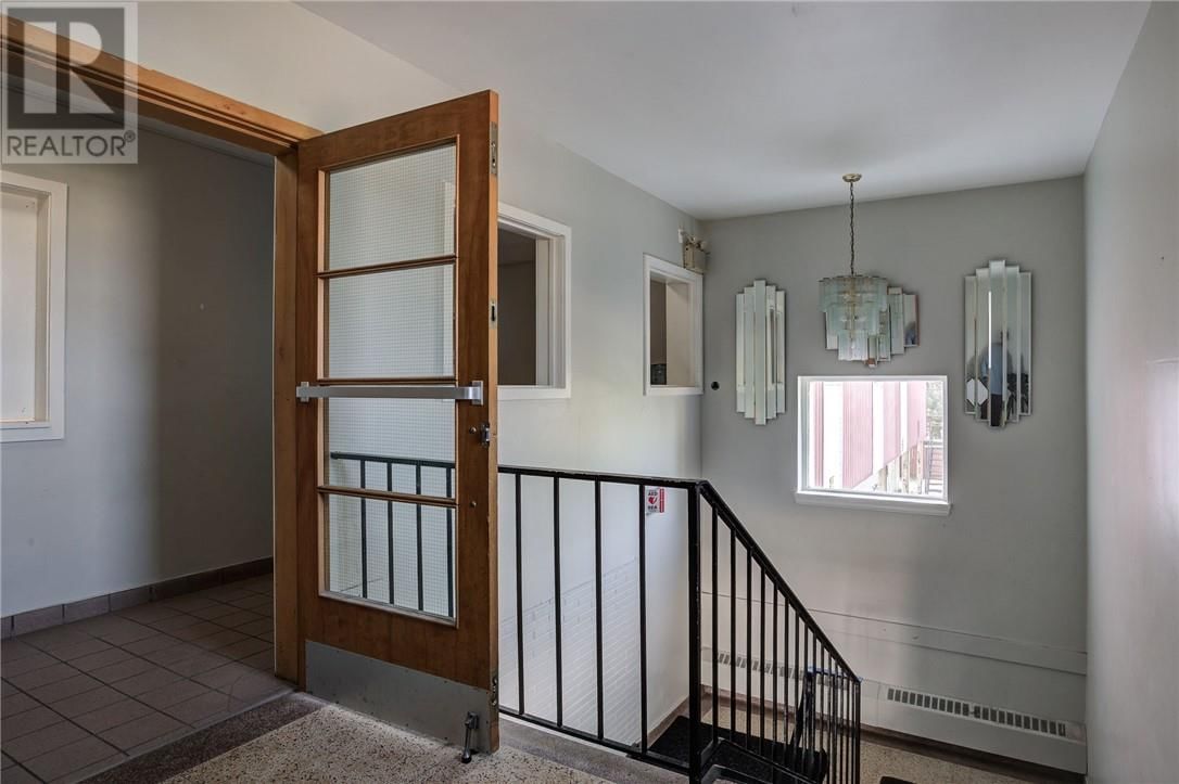 47 CARUSO STREET Image 20