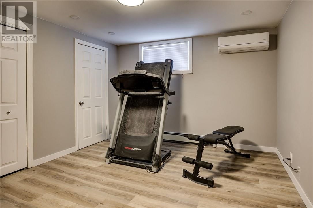 76 VICTOR STREET Image 12