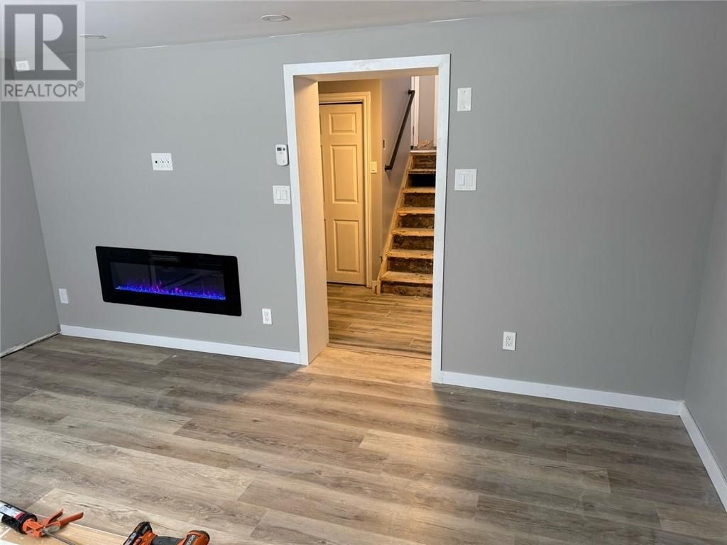 76 VICTOR STREET Image 16
