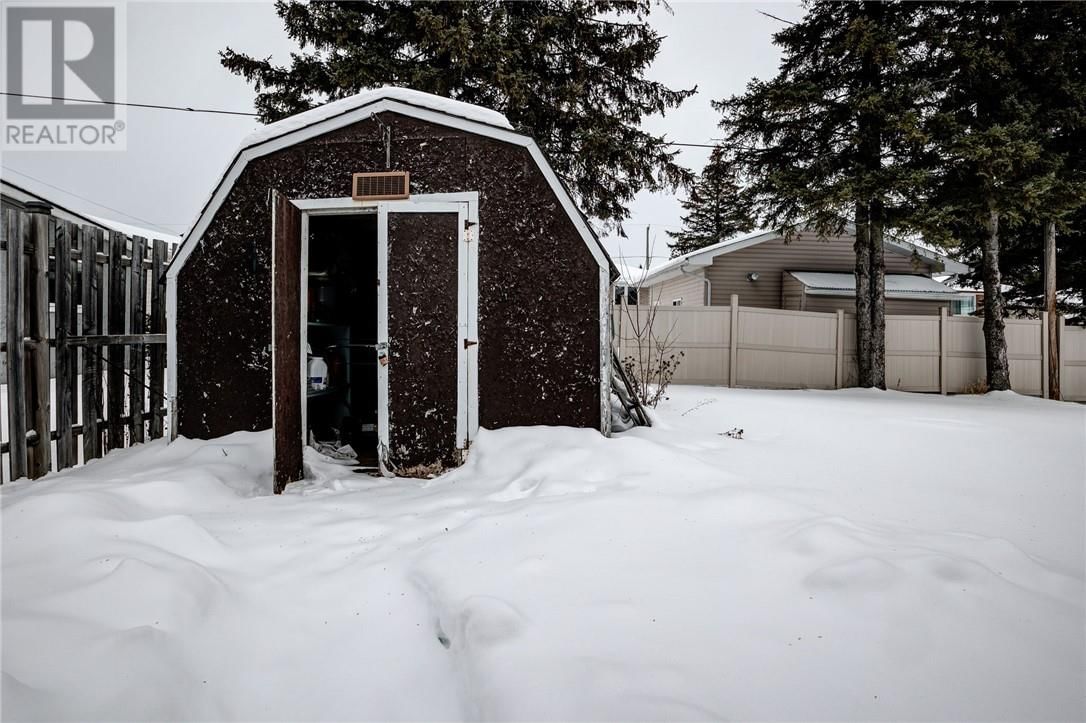 76 VICTOR STREET Image 23
