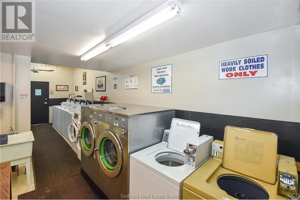 101-103 YOUNG STREET Image 13