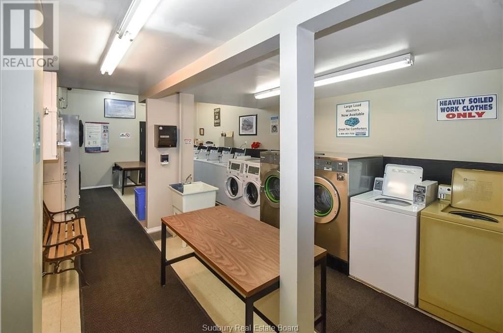 101-103 YOUNG STREET Image 14
