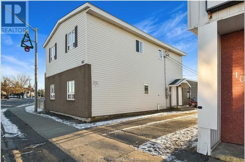 101-103 YOUNG STREET Image 4