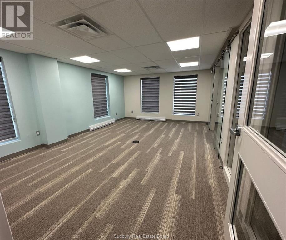 417 LASALLE BOULEVARD Image 3