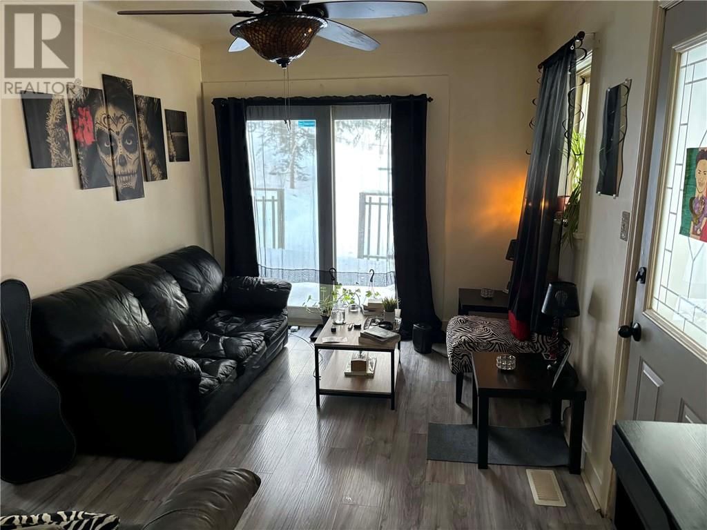 423 CARON STREET Image 2