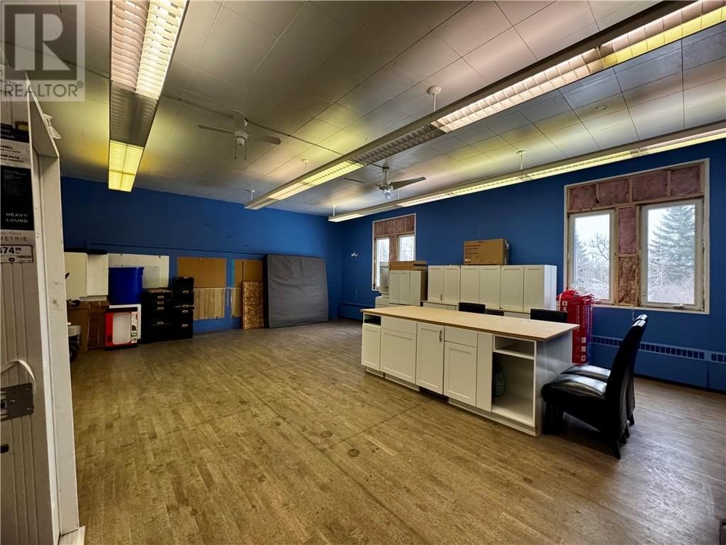 4868 HWY 69N STREET Image 34