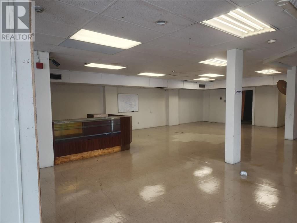 479-495 NOTRE DAME Image 44
