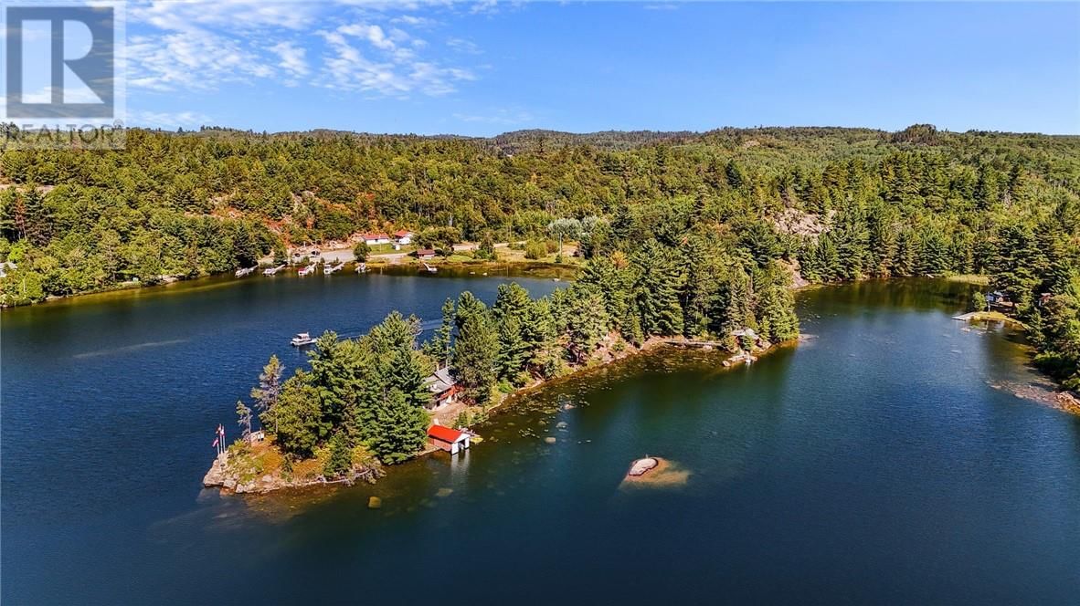 1 WINDY LAKE ISLAND Image 1