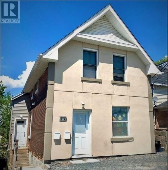 3BR - 414 ELM STREET Image 1