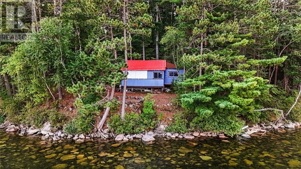 1 WINDY LAKE ISLAND Image 25