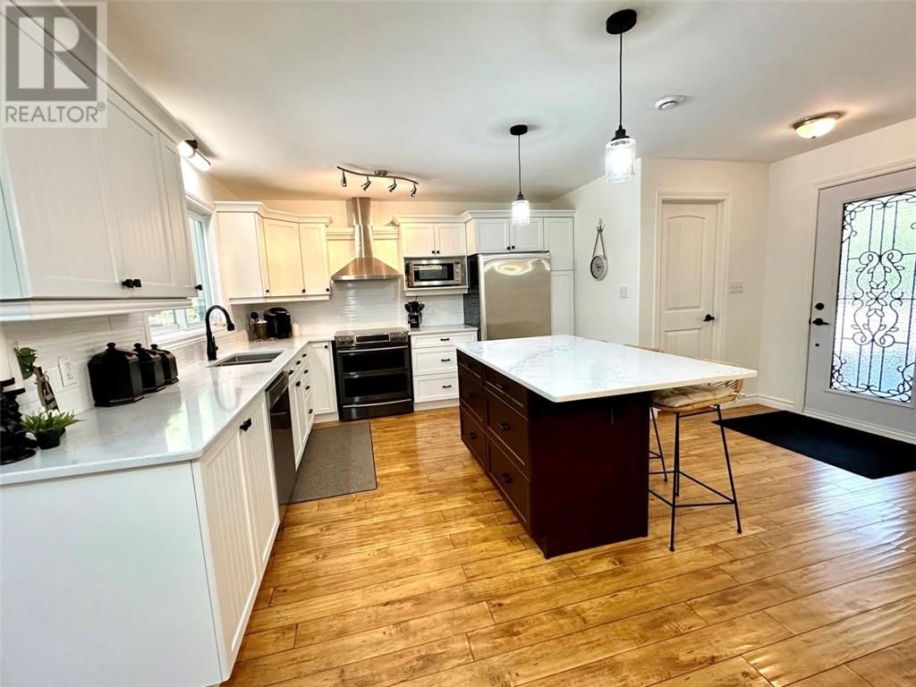 190 MCQUARRIE ROAD Image 12