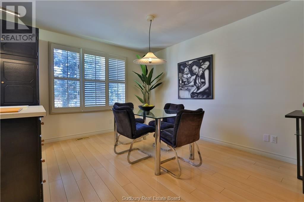646 Loach's Road Image 7