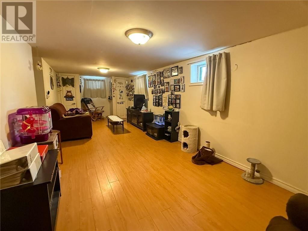 189 St George Street Image 11