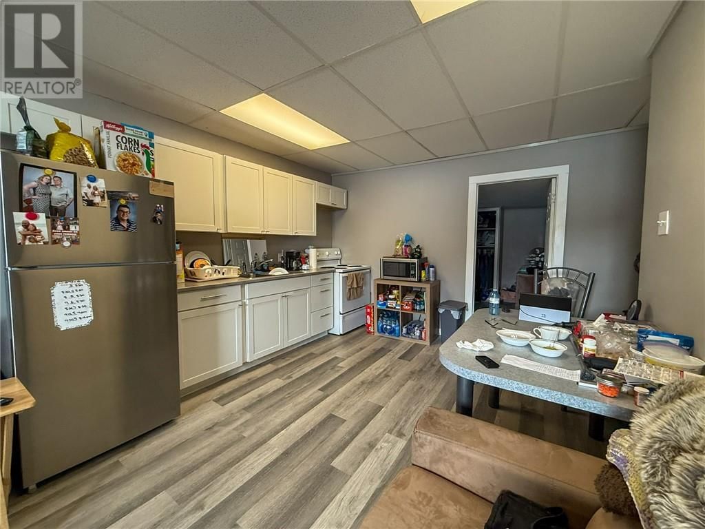 381 Bessie Avenue Image 5
