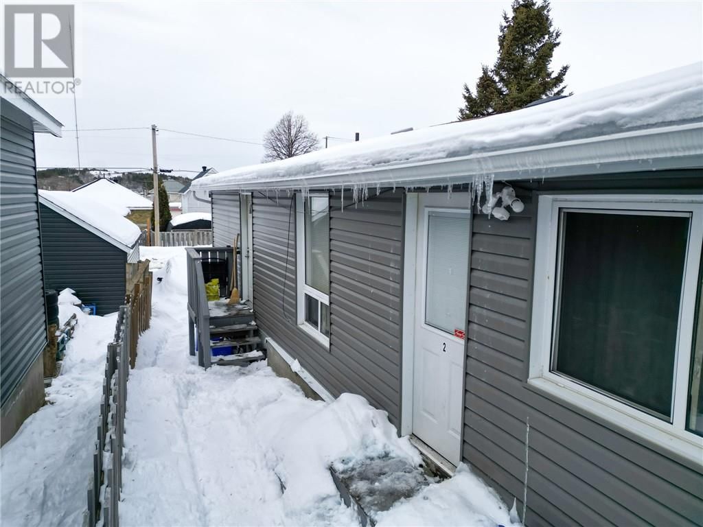 381 Bessie Avenue Image 9
