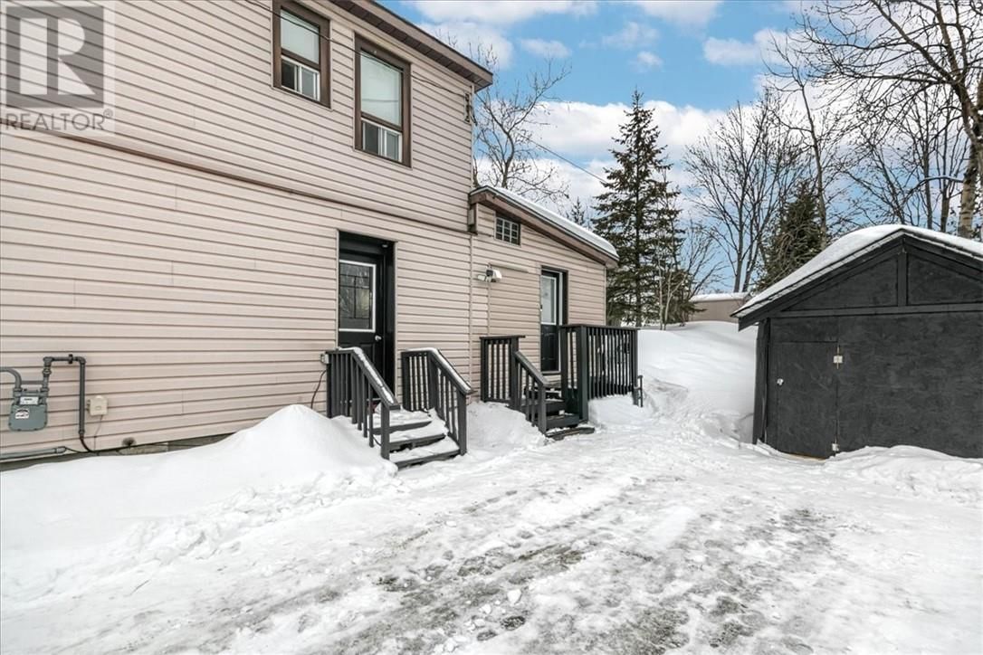 502 PINE STREET Image 4