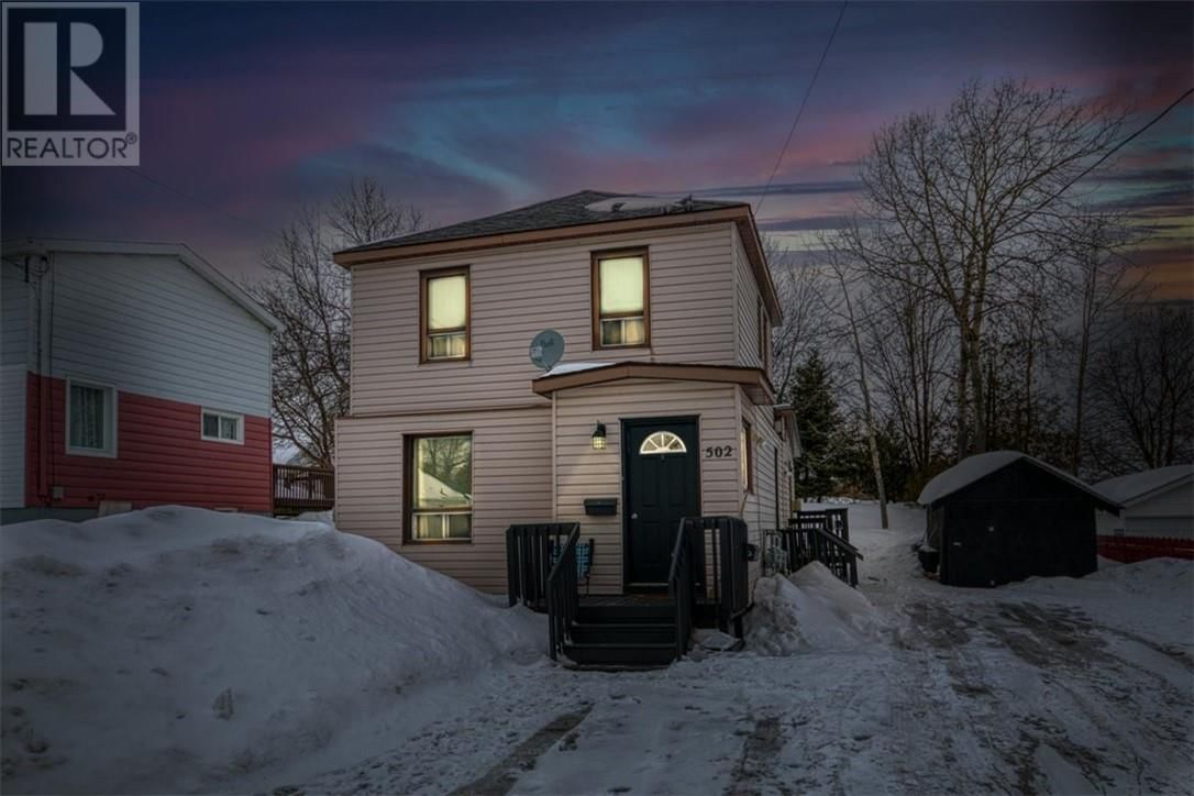 502 PINE STREET Image 40