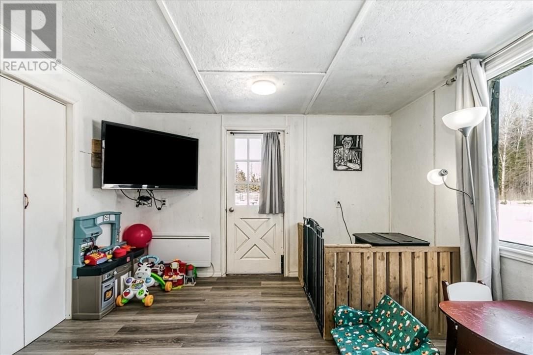 5 CAMPBELL DRIVE Image 13