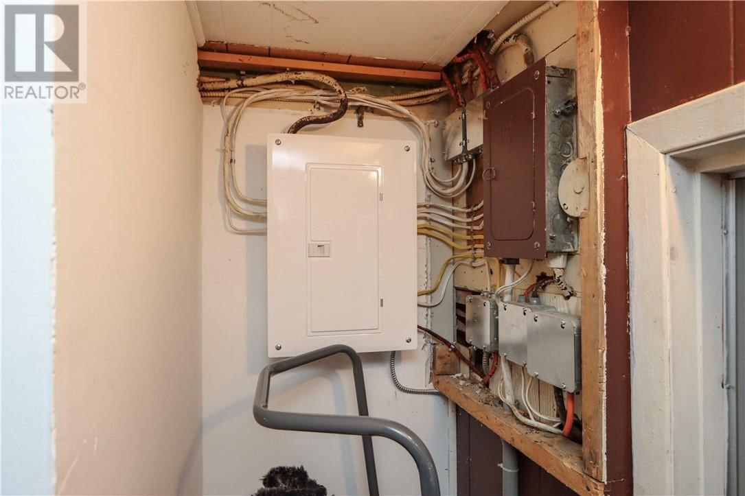 398 HOROBIN STREET Image 22