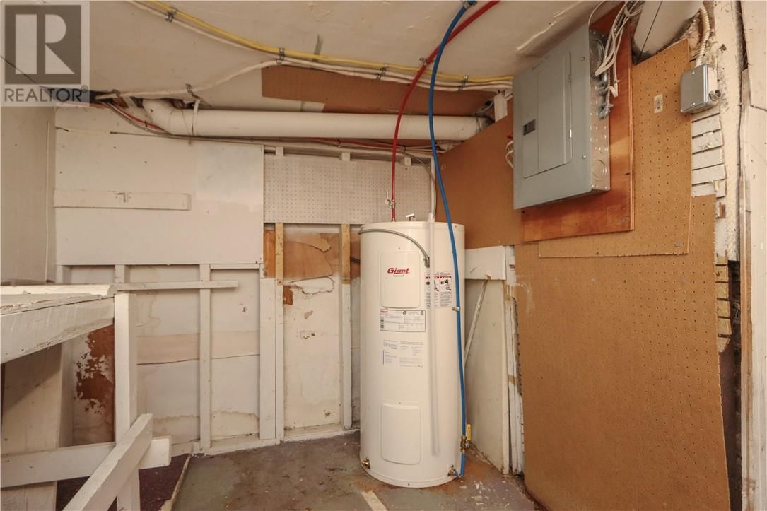398 HOROBIN STREET Image 27