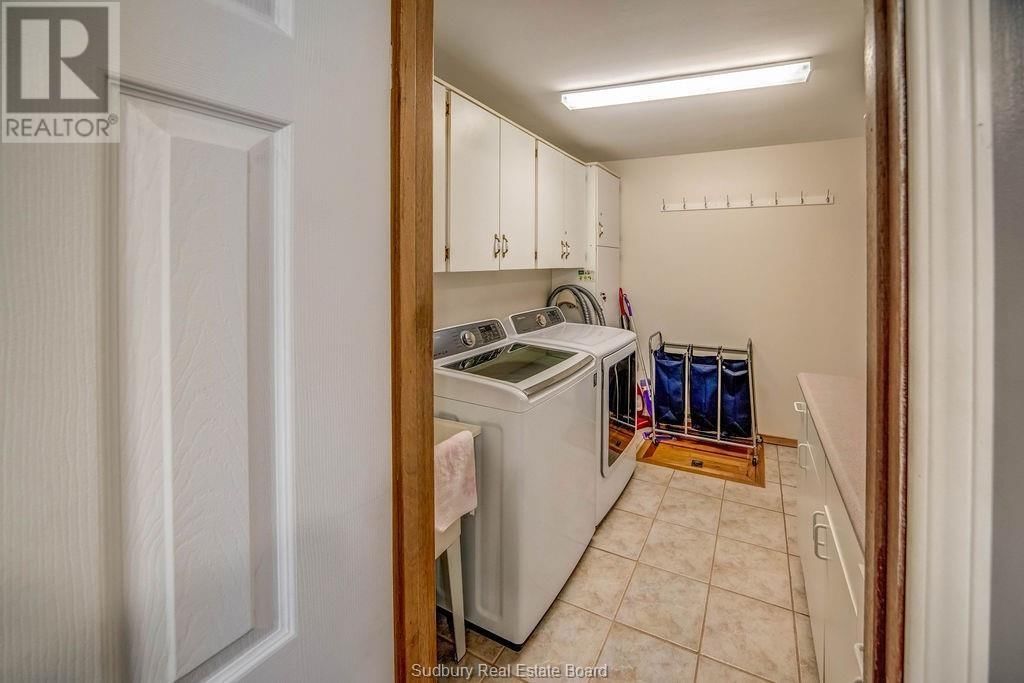 540 TURENNE ROAD Image 33
