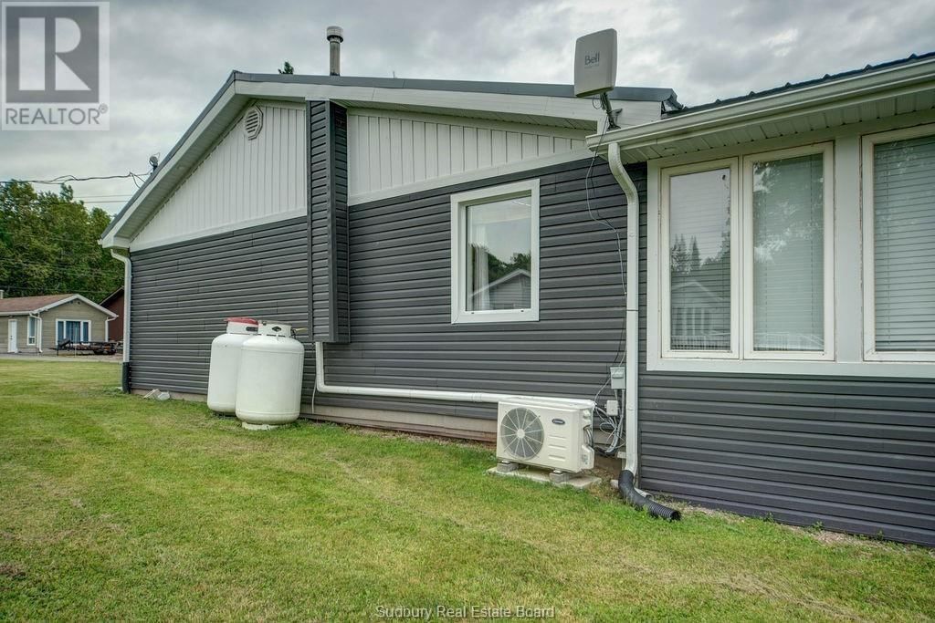 540 TURENNE ROAD Image 9