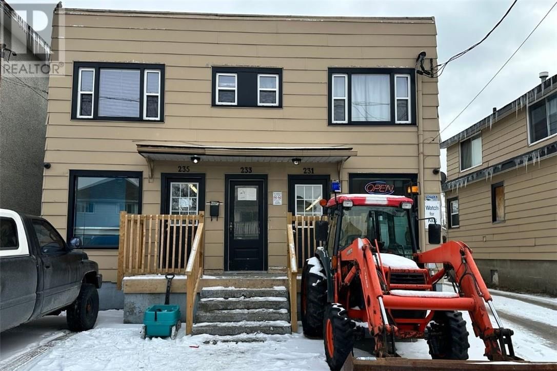 231-235 KING STREET Image 1