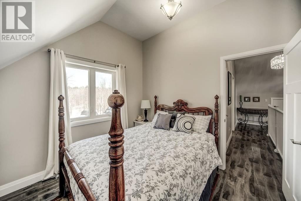 170 MOONLIGHT BAY ROAD Image 32