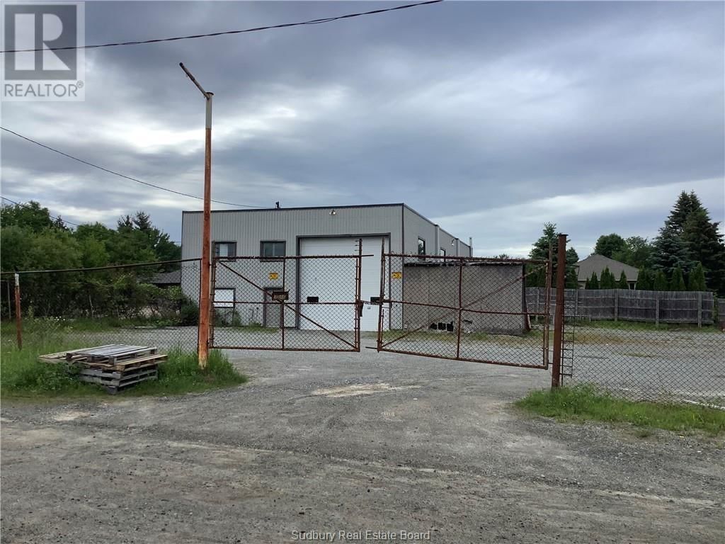 2280 CELINE STREET Image 5
