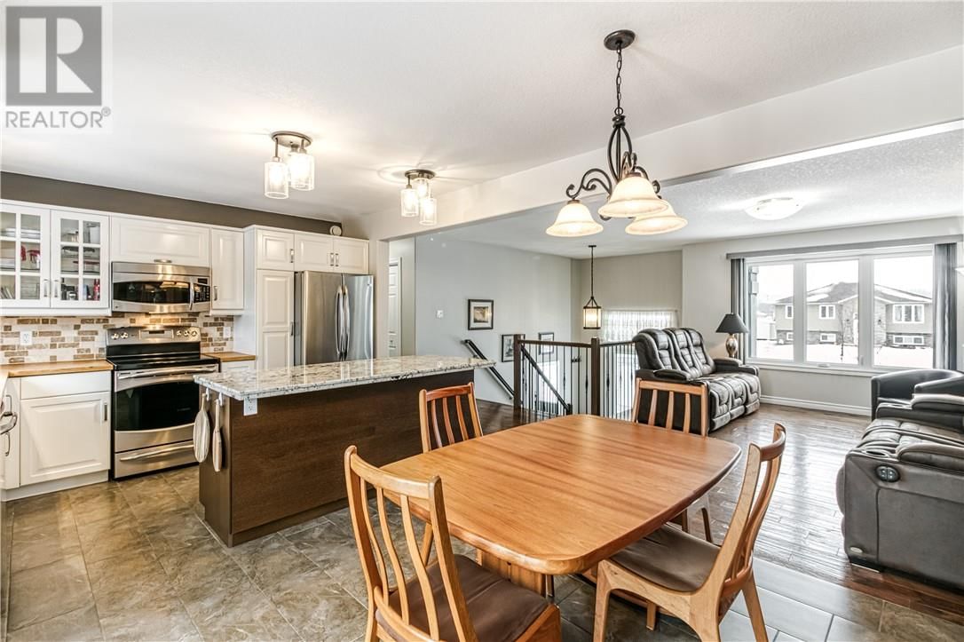 4761 SERENNA DRIVE Image 12