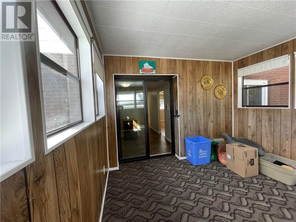 18 FIRST AVENUE Image 15